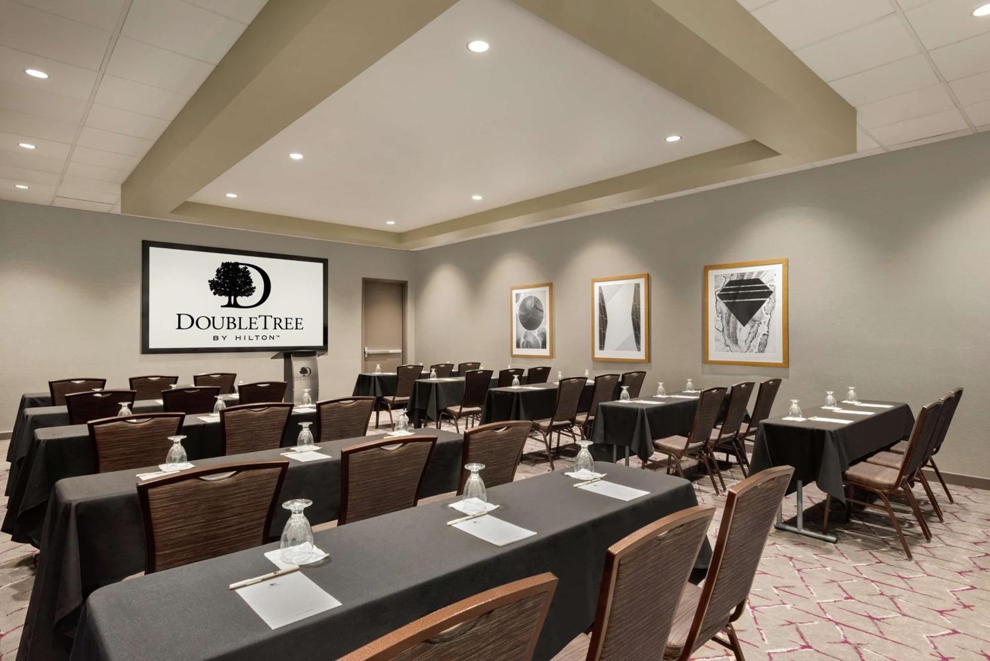 Doubletree By Hilton St. Paul, Mn Hotel Saint Paul Exterior photo