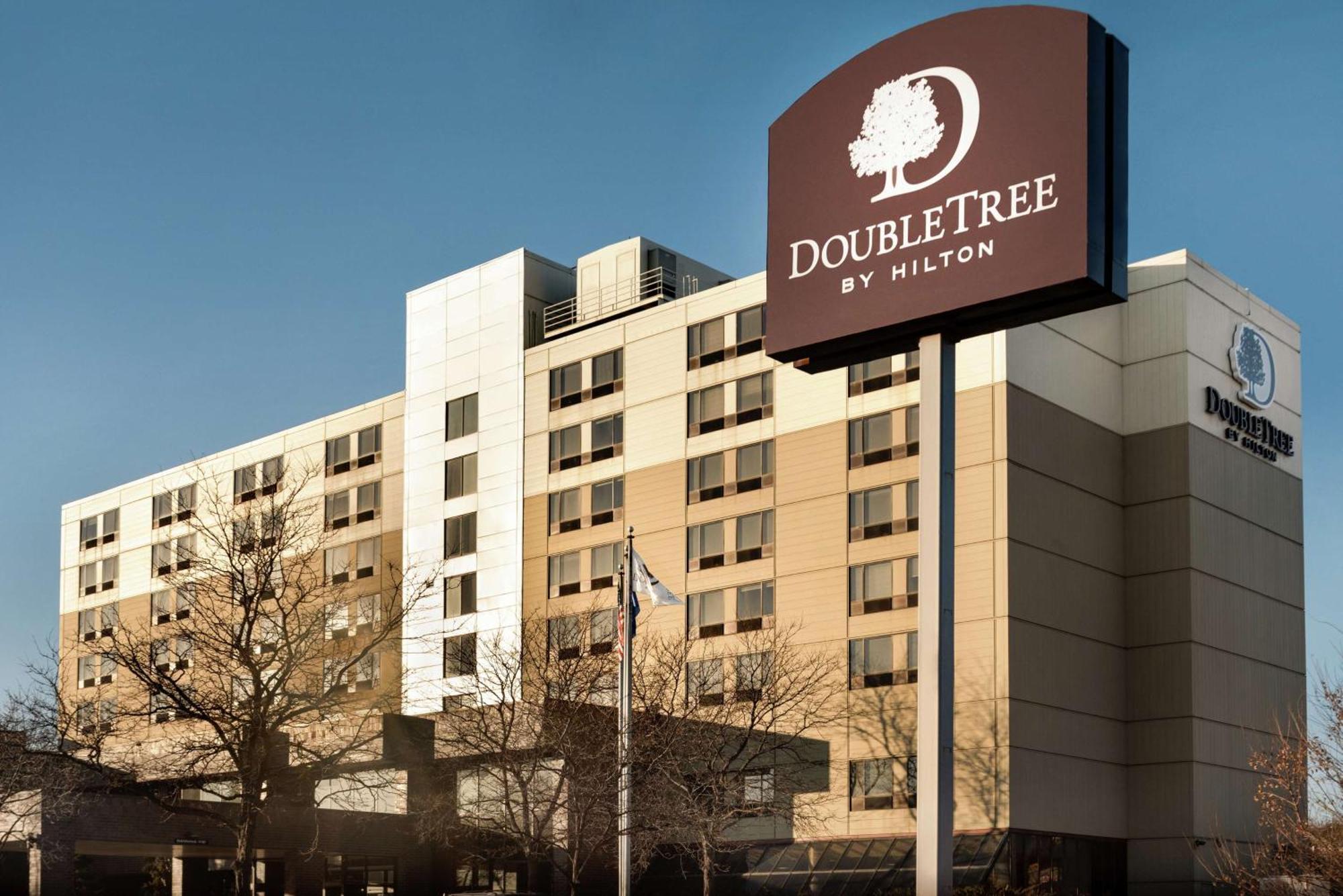 Doubletree By Hilton St. Paul, Mn Hotel Saint Paul Exterior photo